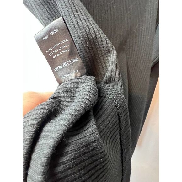 Tuckernuck Pomander Place Blanche Black Ribbed Square Neck Top Sz. S - Picture 6 of 6